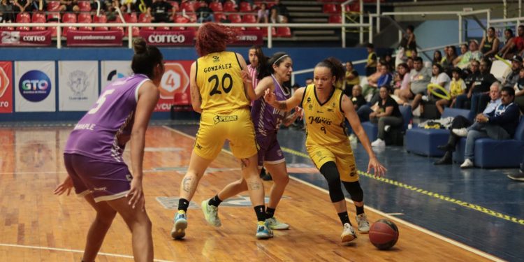 Mieleras de Guanajuato cae y se pone abajo en la final ante Teporacas