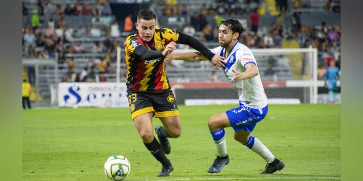 Celaya no tiene clemencia y golea a la UdeG para poner un pie y medio en semifinales