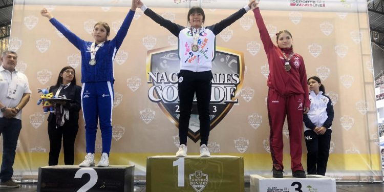 Cierra halterofilia femenil con 10 preseas más para Guanajuato