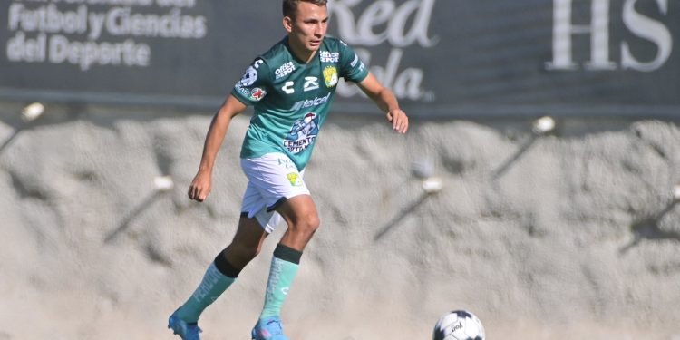 Saúl Zamora deja León y es nuevo jugador del Necaxa