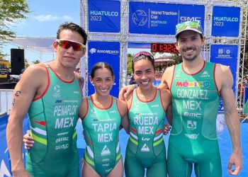 Alcanzan Rodrigo González y Lizbeth Rueda plata por equipos en Copa del Mundo en Huatulco