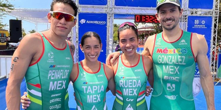 Alcanzan Rodrigo González y Lizbeth Rueda plata por equipos en Copa del Mundo en Huatulco