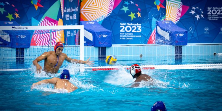 México arrolla a Trinidad y Tobago en Polo Acuático Varonil