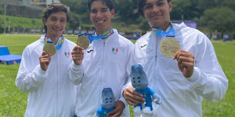 Matías Grande consigue oro para México en Tiro con Arco Recurvo por equipos