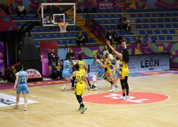 Brasil logra una victoria cerrada contra Argentina.