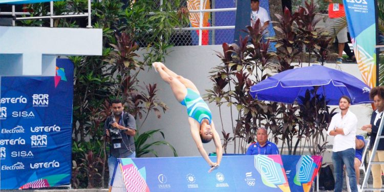 Esmeralda Navarro se despide de los JCC y se ubica entre las mejores de la región