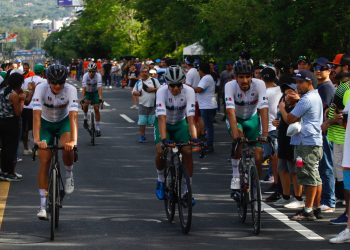 Prado y Castillo entre los 18 mejores en el ciclismo de ruta en JCC
