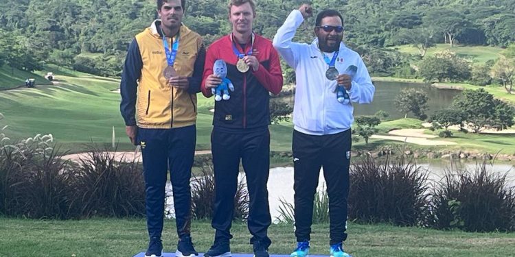 El Camarón aporta una plata más para México