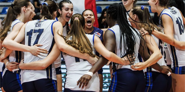 Italia impone condiciones sobre Japón y va por el título del Voleibol Femenil