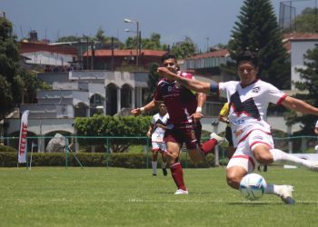 Petroleros de Salamanca se estrena con triunfo de visita ante Montañeses