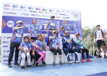 Más de 2 mil personas celebran junto a CECyTE Guanajuato, 200 años de Grandeza