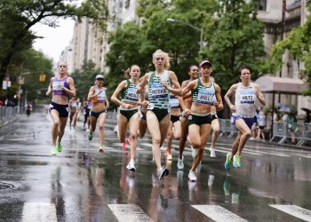 Laura Galván logra nuevo récord mexicano en la Milla de Nueva York