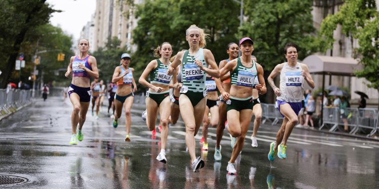 Laura Galván logra nuevo récord mexicano en la Milla de Nueva York