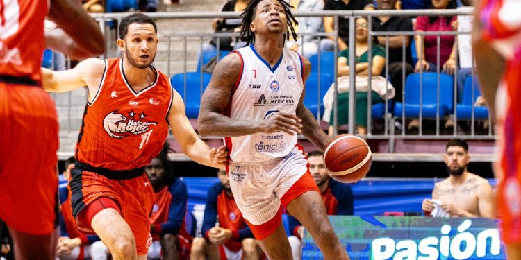 Debuta Walter McCarty con Freseros de Irapuato con dura derrota ante Halcones Rojos