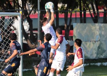 Petroleros de Salamanca sigue en ascenso en la Liga Premier