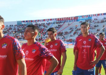 Contundente victoria en casa de Irapuato sobre Pioneros