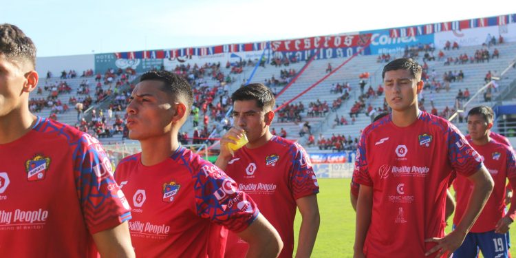 Contundente victoria en casa de Irapuato sobre Pioneros