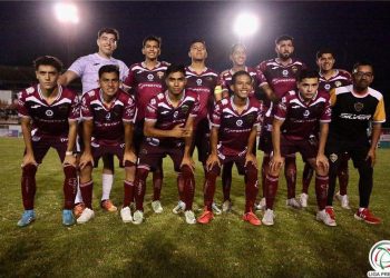 Petroleros de Salamanca vence a Inter Playa y sigue en lo más alto