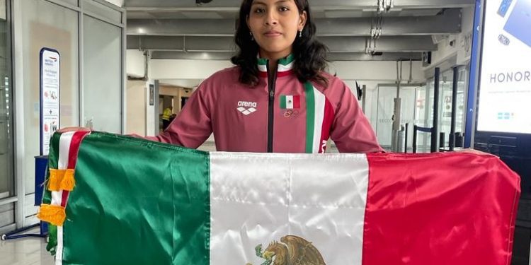 Vuelve Ximena Pérez al Mundial Junior de natación, ahora en Israel