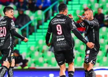 León vence a Santos y se mete a zona de liguilla