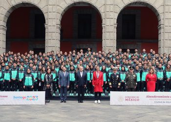 Abanderan a la delegación mexicana rumbo a los Juegos Panamericanos de Santiago 2023