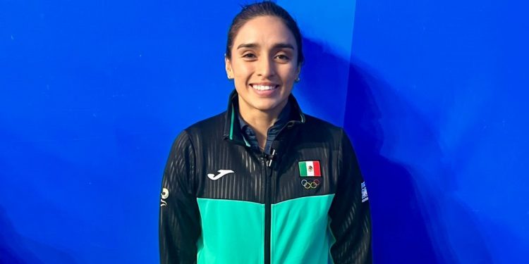 Se queda cerca Arantxa Chávez de la medalla en trampolín de 1m