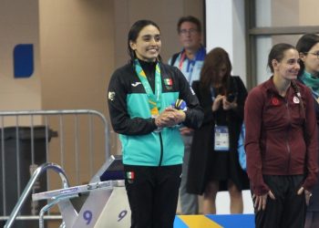 ¡De plata! Arantxa Chávez sube al podio en trampolín de 3m en Santiago 2023