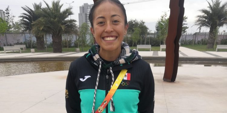 Arian Chía ya pisa Santiago y va con todo el ímpetu