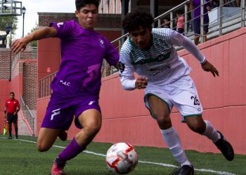 Cachorros de León viene de atrás y vence de visita a León GEN