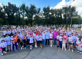 Corren en León en favor de la lucha contra el Cáncer de Mama