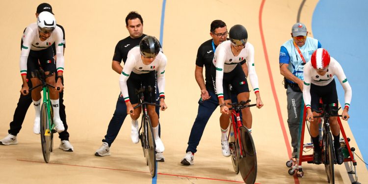 Separa medio segundo a México de la medalla en persecución por equipos