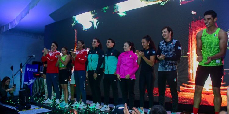 Presenta el Comité Olímpico Mexicano uniformes para Panamericanos de Santiago 2023