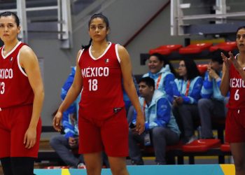 Debuta México con derrota ante Brasil en basquetbol femenil en Santiago 2023
