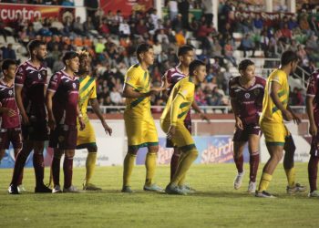 Petroleros de Salamanca golea a Deportiva Venados y es sublíder