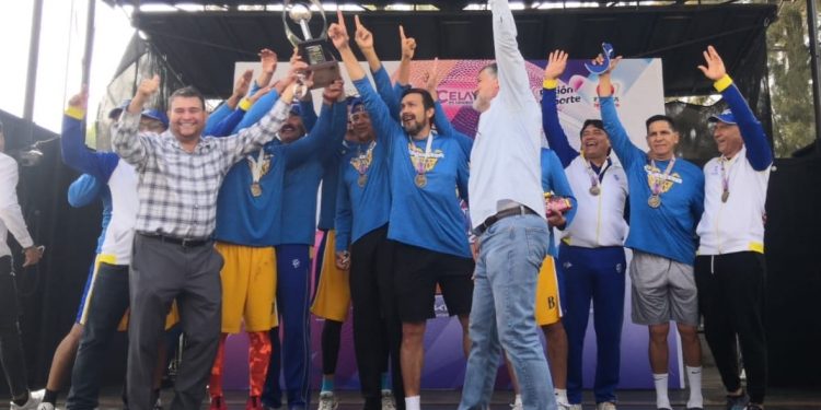 El torneo nacional de básquetbol Maxi Baloncesto Celaya 2023 culmina satisfactoriamente