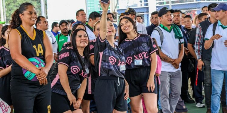 Conviven en el 1er Torneo Relámpago de Funcionarios Públicos de Comude León