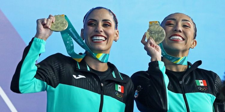 Oro y boleto a París 2024 para Nuria Diosdado y Joana Jiménez en nado sincronizado