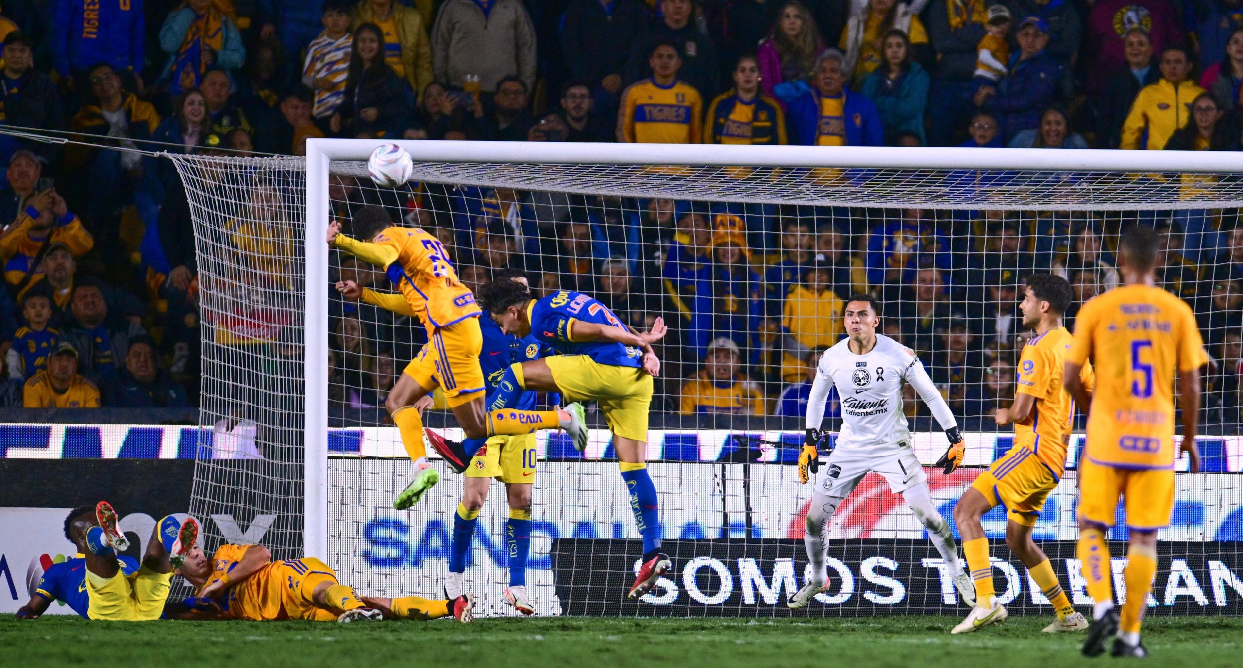 Nada para nadie… Tigres y América empatan en la final de ida – Deporte ...