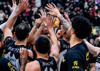 Fuerza Regia, a un triunfo del campeonato de la Liga SISNOVA