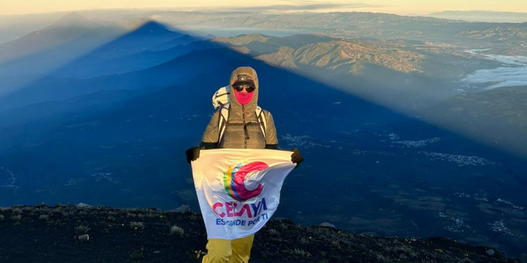 La celayense, Elena Cortés, conquista las 3 montañas más altas de Centroamérica