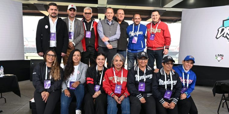 Conforma Bravas de León su primer roster en el draft de la Liga Mexicana de Softbol