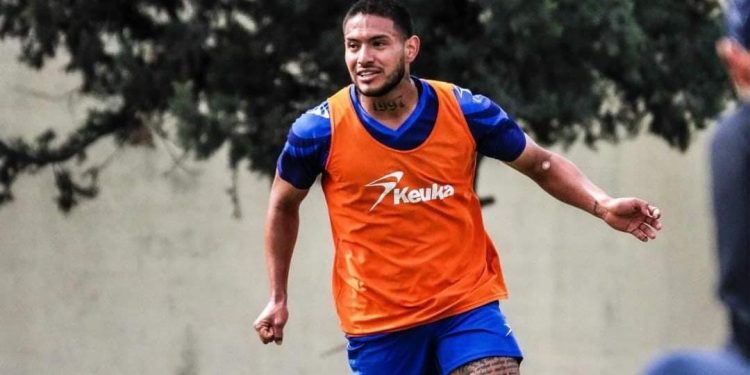 Bryan Mendoza se integra al Celaya para el 2024