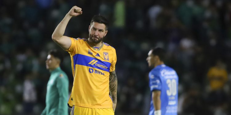 Se estrena Jorge Bava en León con derrota ante Tigres