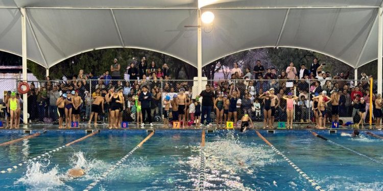 Regresa la actividad en escuelas de inicio de las 8 unidades deportivas de León