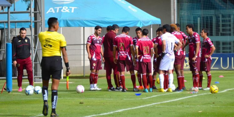 Petroleros de Salamanca pierde por default en la reanudación de la Liga Premier