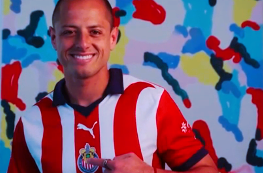 Chicharito regresa a sus raíces futbolísticas