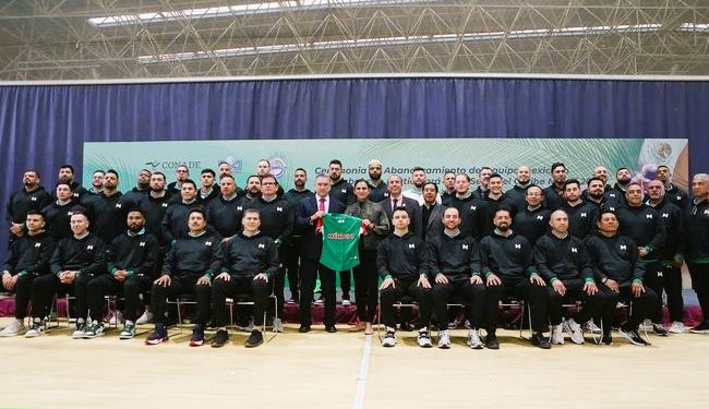 Abanderan a los Naranjeros rumbo a la Serie del Caribe Miami 2024