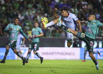¡Apagón! León no ve la luz y cae otra vez en casa, ahora ante Cruz Azul