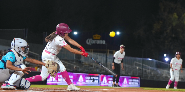 Bravas de León caen ante Sultanes en el primer juego de su última serie en casa