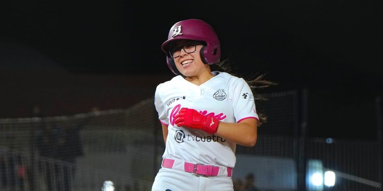 Encaran Bravas de León a Diablas en último llamado en busca de playoffs